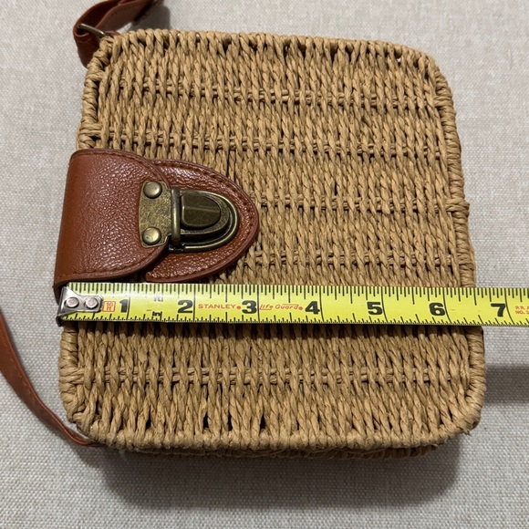Boho Chic Wicker Basket Style Crossbody Bag-Brown Faux Leather Strap-Brass Tone - Picture 9 of 16
